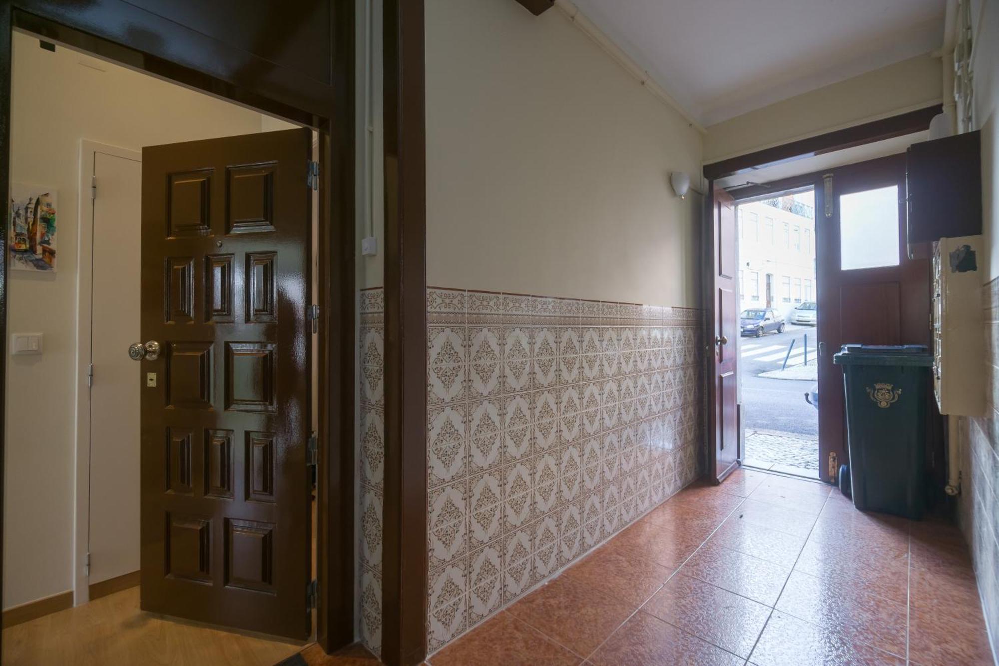 27 A Graca Cozy With Balcony And Free Parking Apartamento *