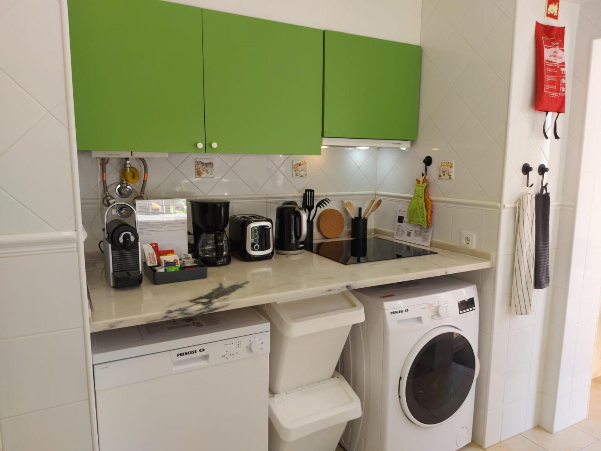 27 A Graca Cozy With Balcony And Free Parking * Lisboa