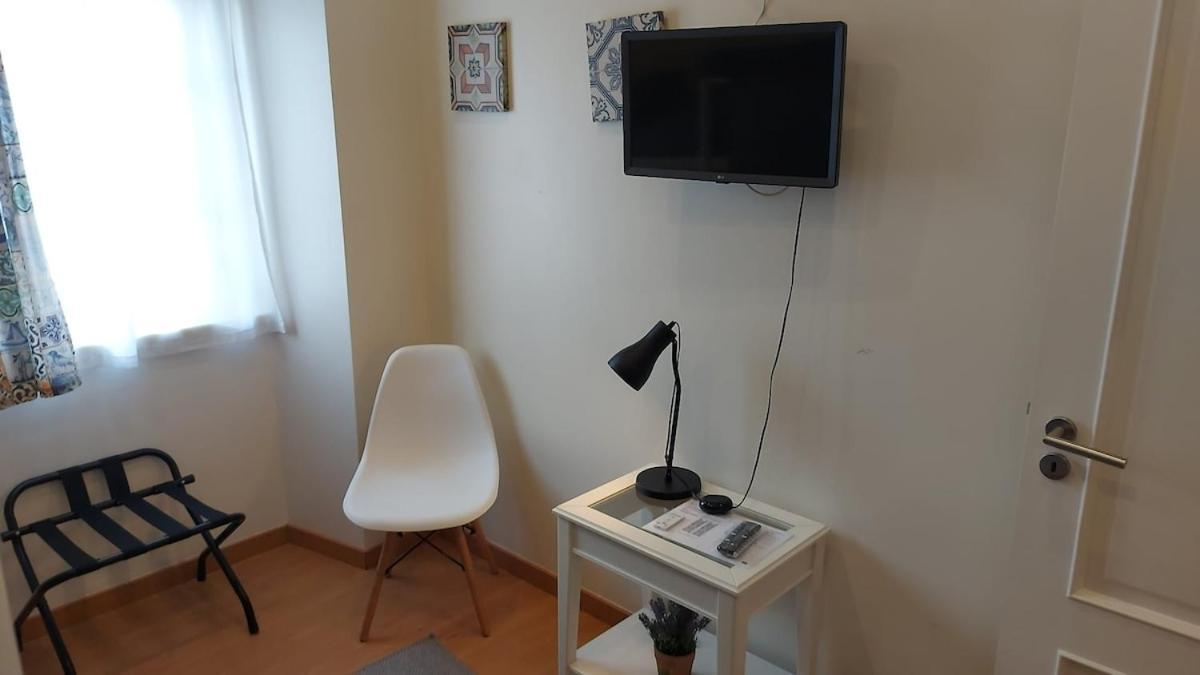 27 A Graca Cozy With Balcony And Free Parking Lisboa