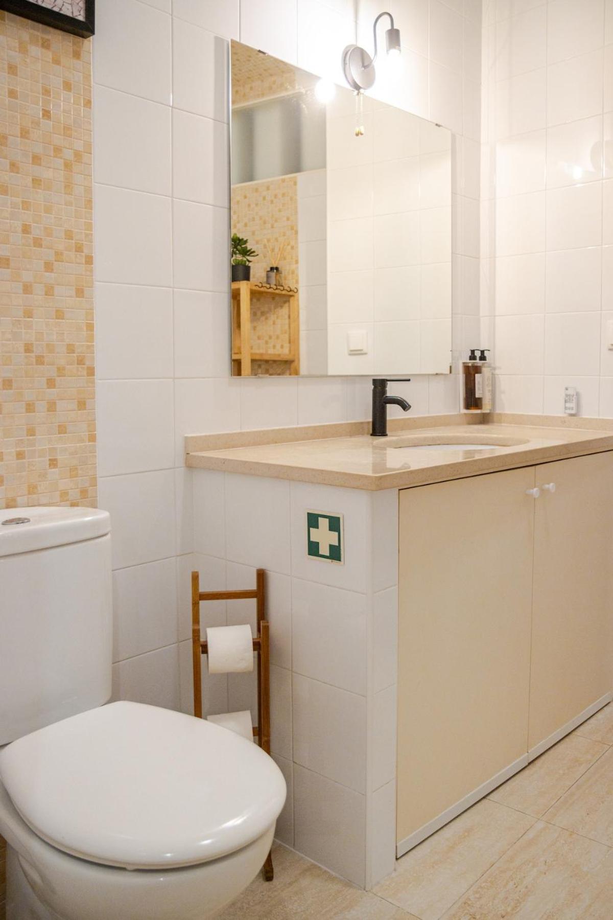 27 A Graca Cozy With Balcony And Free Parking * Lisboa