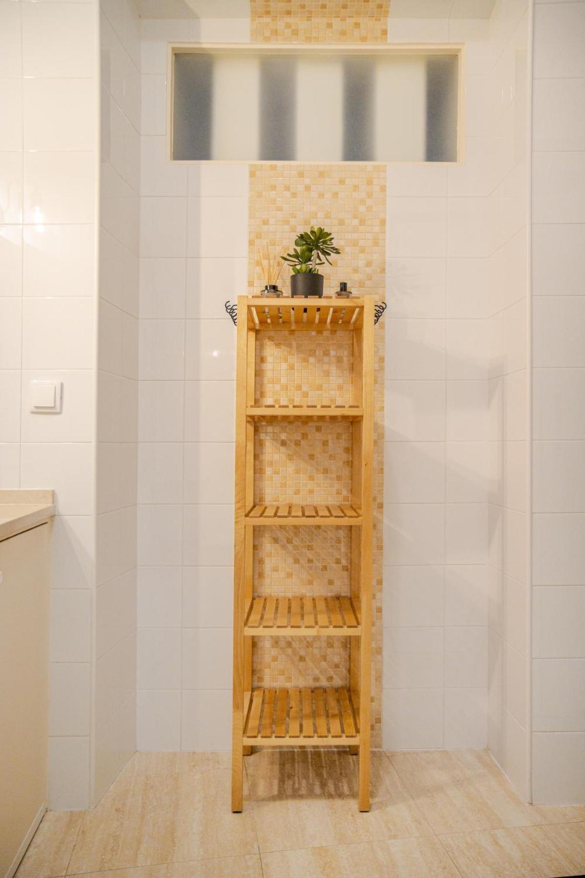 Apartamento 27 A Graca Cozy With Balcony And Free Parking