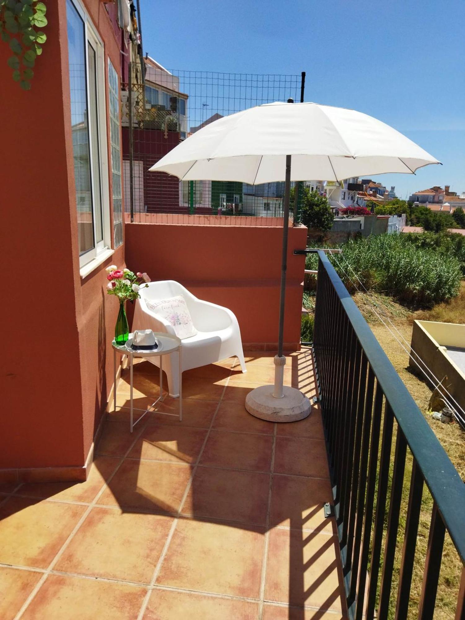 27 A Graca Cozy With Balcony And Free Parking